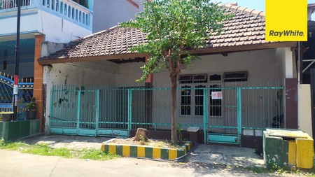 Dijual Rumah 2 lantai di Jalan Purwodadi Surabaya Pusat