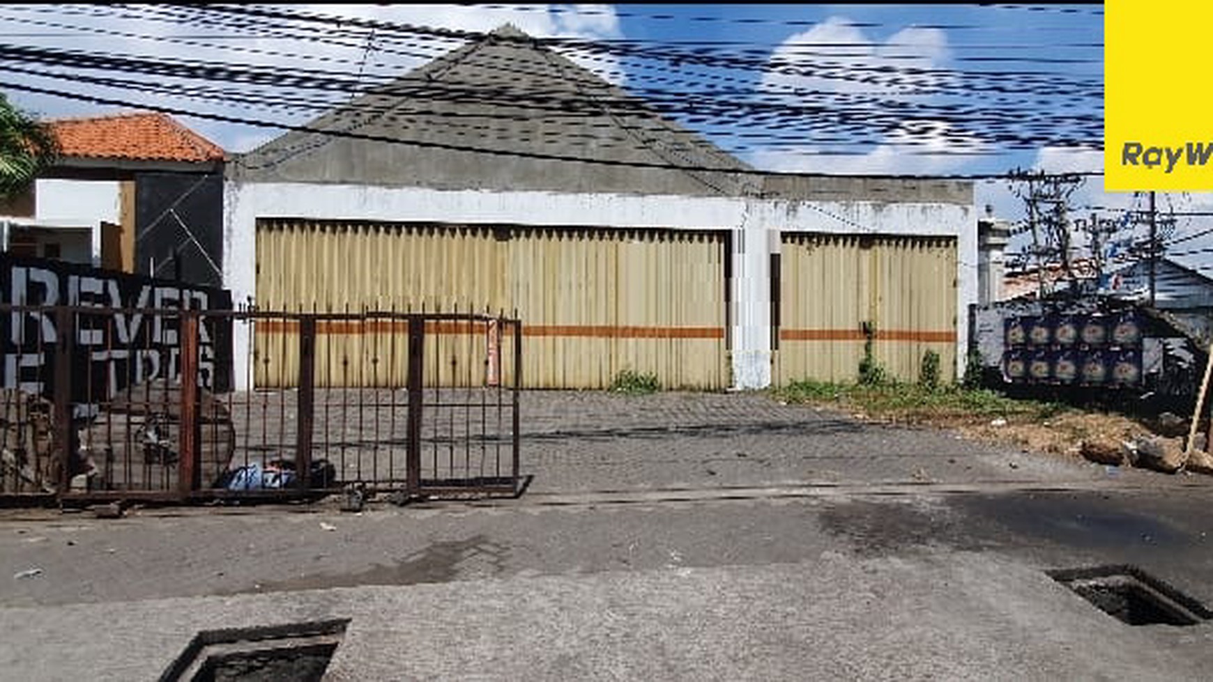 Dijual Rumah Usaha di Nol Jalan Raya Buduran Sidoarjo