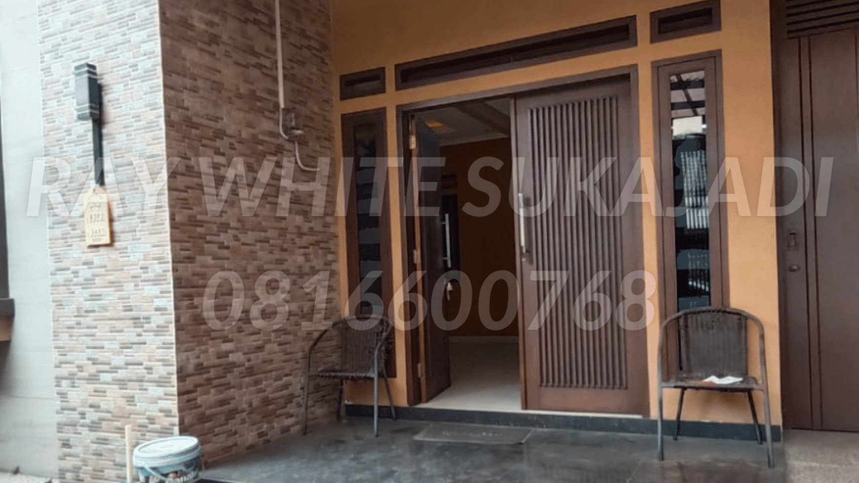 RUMAH SIAP HUNI JL.ELANG Lokasi Nyaman, Strategis