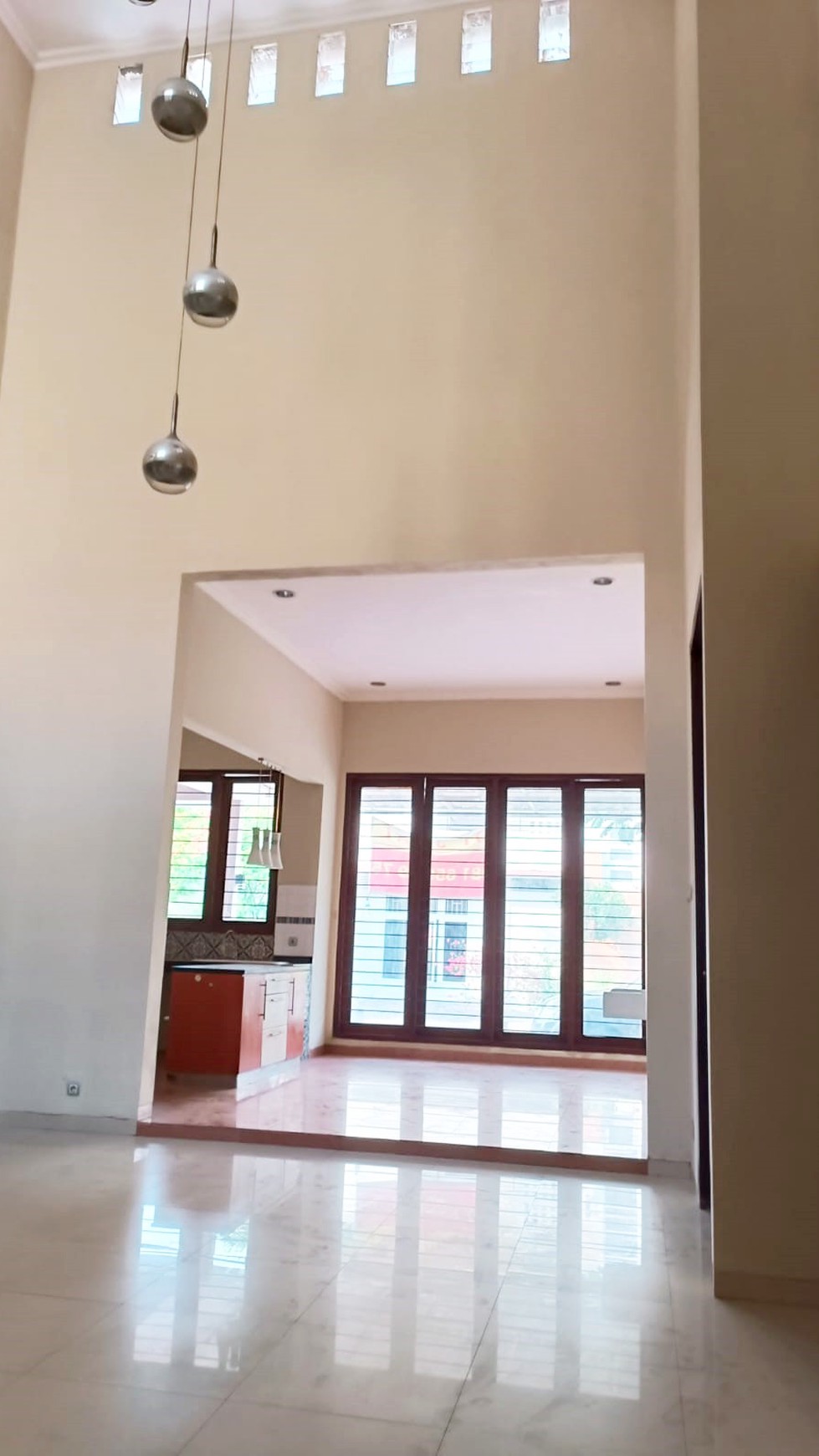 Rumah di Kendangsari Ivory Residence Surabaya Selatan, Minimalis, 2 Lantai, Hook/Pojokan, SIAP HUNI