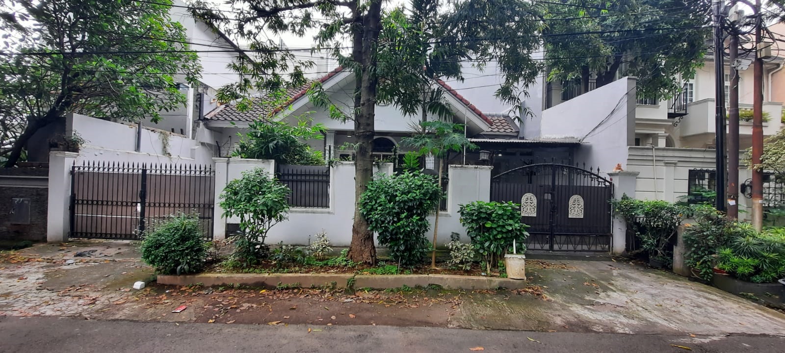 RUMAH DISEWA JALAN ELRANGGA KEBAYORAN BARU JAKARTA SELATAN