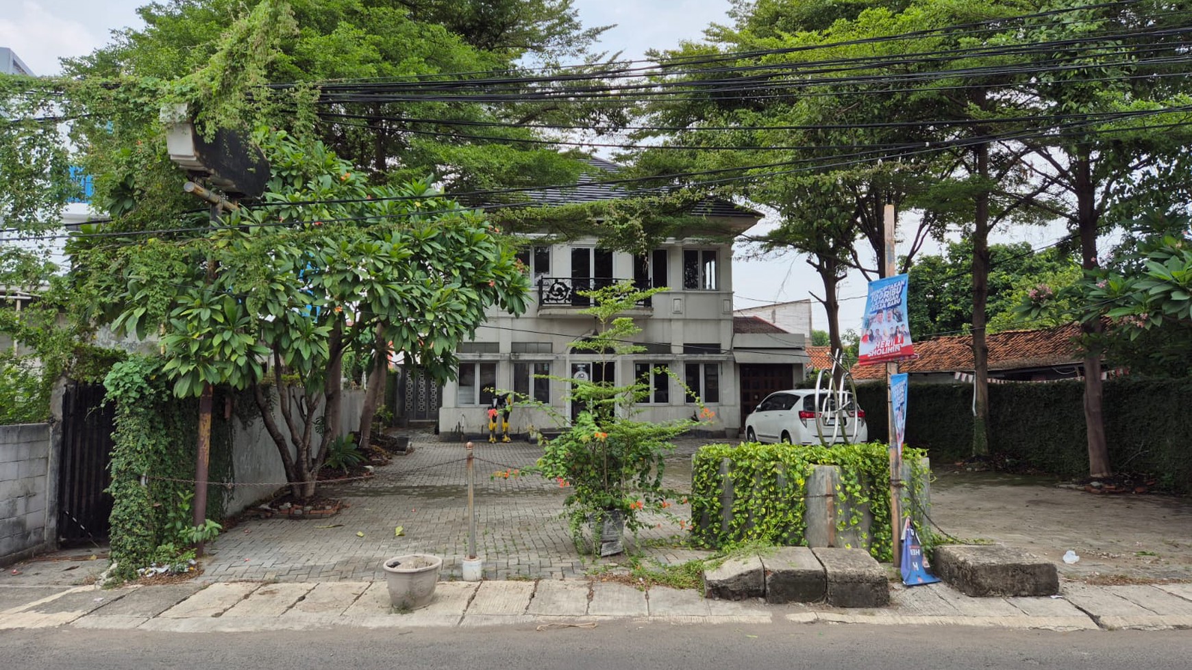 Bangunan cocok untuk Resto di Bekasi