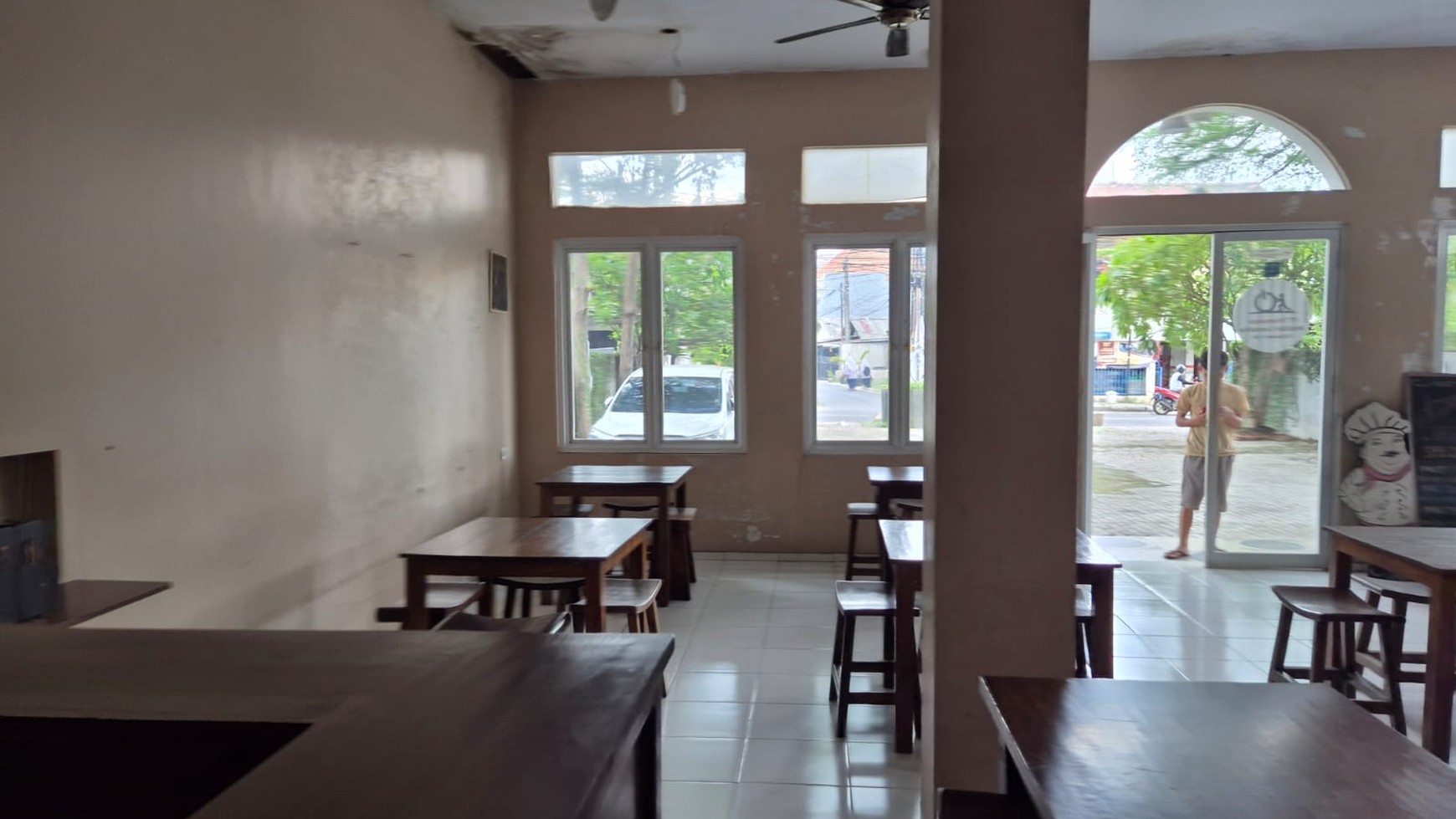 Bangunan cocok untuk Resto di Bekasi