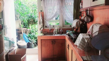 Dijual Rumah Asri di Lingkungan yang Aman dan Nyaman di Duren Sawit