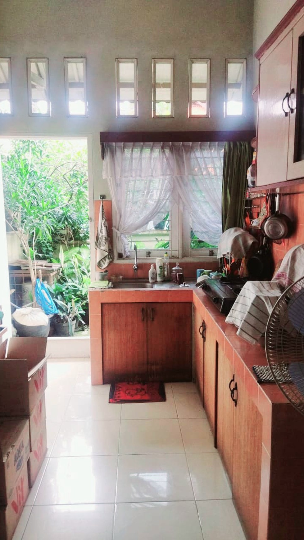 Dijual Rumah Asri di Lingkungan yang Aman dan Nyaman di Duren Sawit