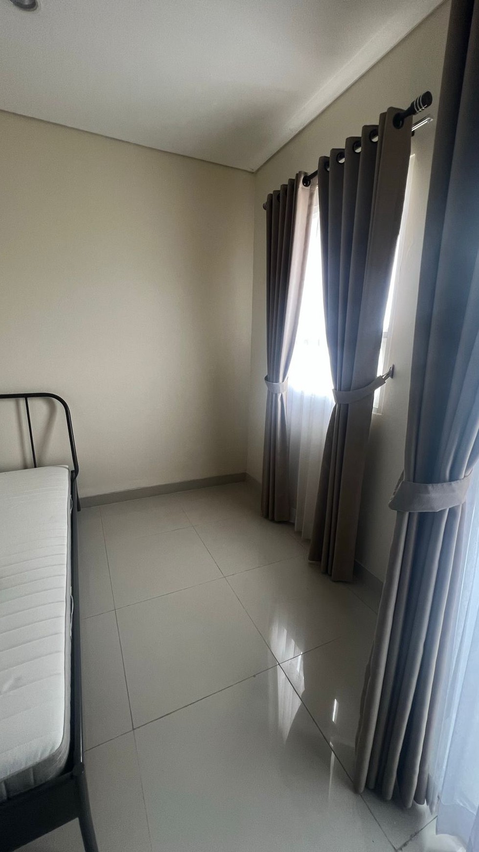 TERMURAH, Harus Segera Terjual, 1BR, NEGO 