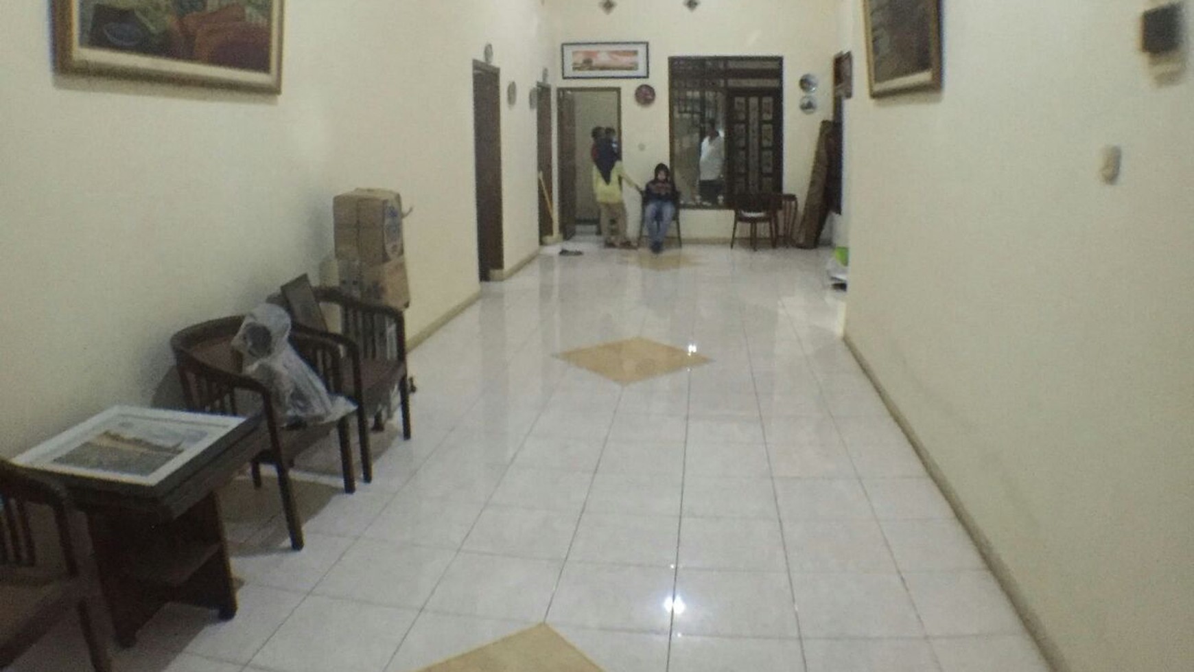 Dijual Rumah Mewah di Semampir Tengah, Surabaya - Dekat Raya MERR