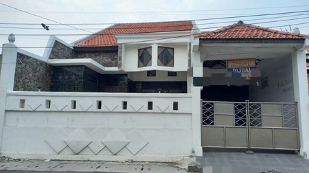 Dijual Rumah Mewah di Semampir Tengah, Surabaya - Dekat Raya MERR