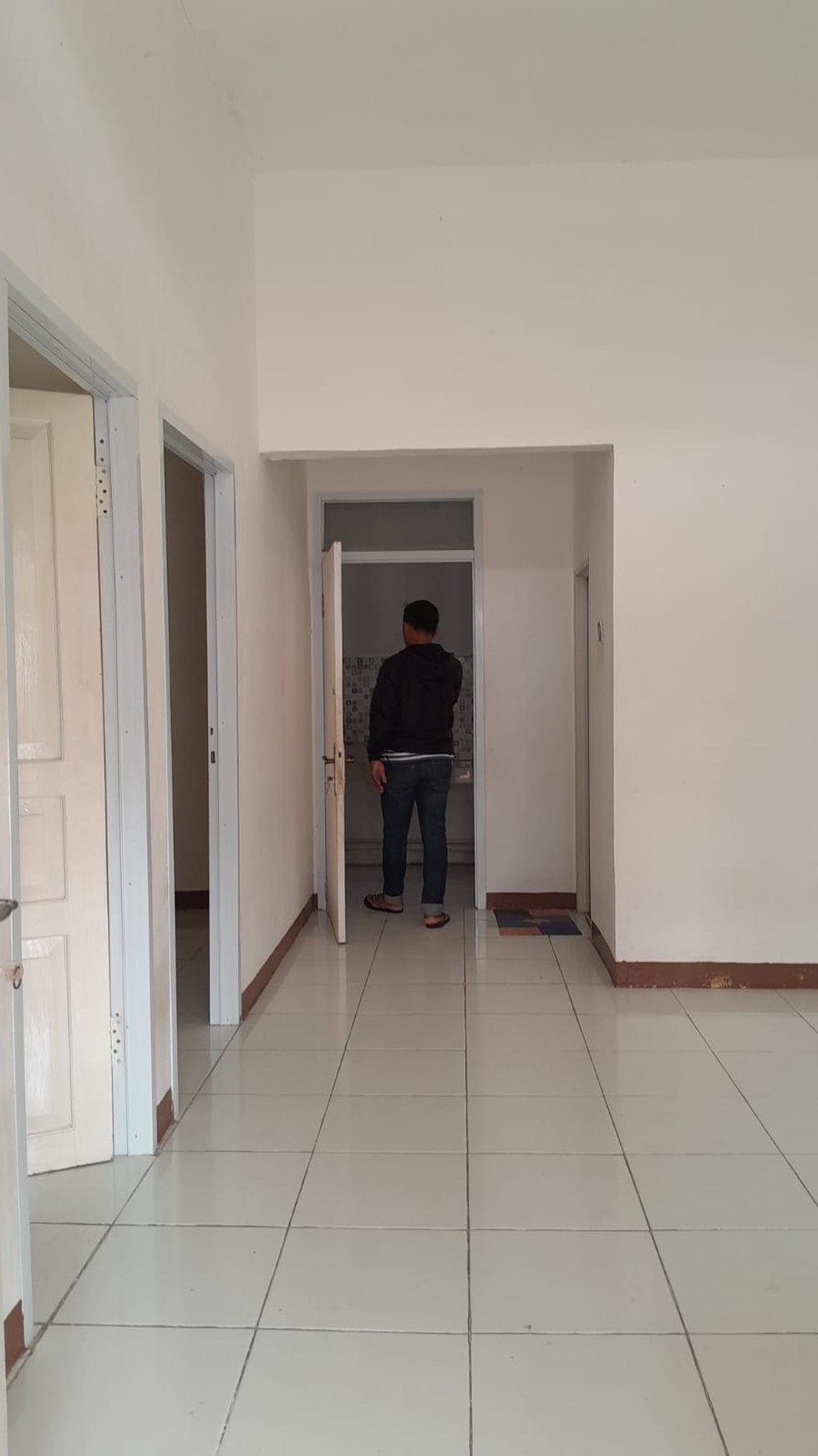 Rumah lingkungan bagus Di Perum Anggrek Permai Curug Tangerang