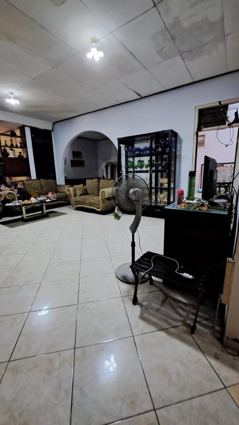 Rumah Hitung Tanah Area Cipete