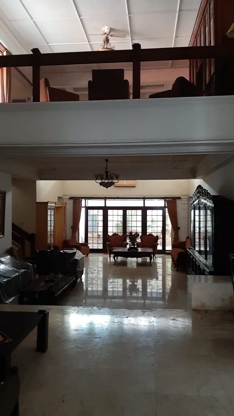 Rumah Hitung Tanah Area Cipete