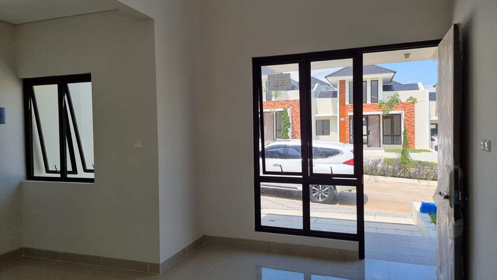 Rumah Cantik dalam Cluster Siena di Sentul City 