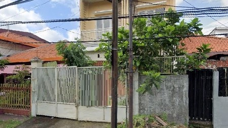 Disewakan Rumah 2 lantai di Kalibokor Selatan Surabaya