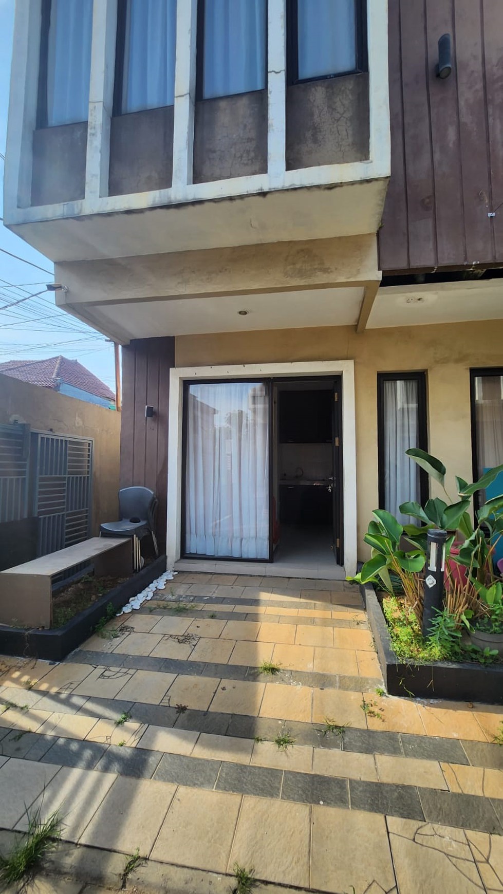 Dijual Rumah Minimalis Modern dan Siap Huni @Cipadu Jaya