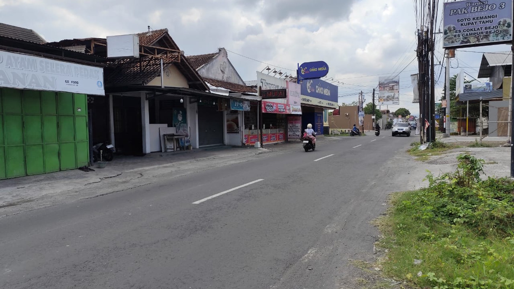 Disewakan Tanah 700 Meter Persegi Lokasi Jalan Pleret Bantul 