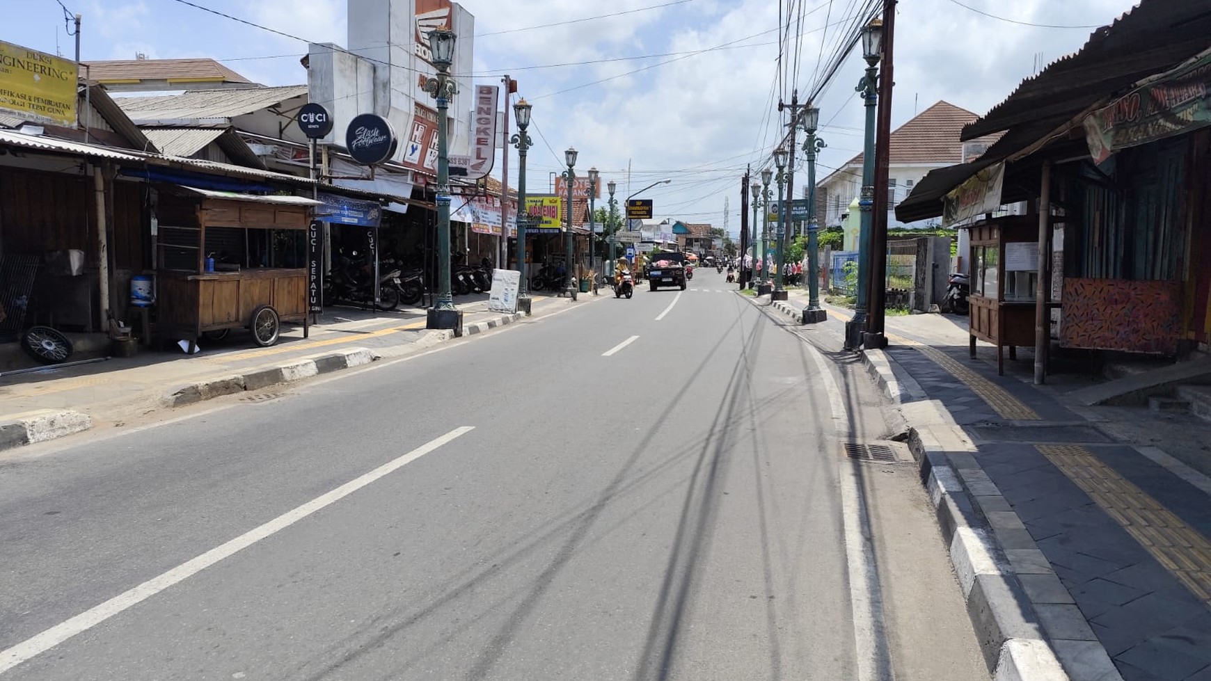 Bangunan Ruko Lokasi Strategis Dekat Pasar Kotagede 