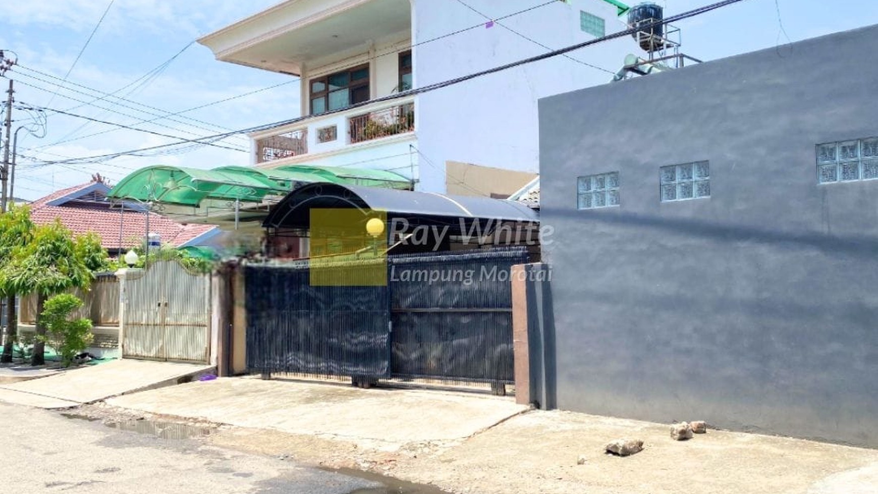 Dijual rumah tengah kota