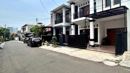 Rumah Bagus Di Jl Tebet Barat Dalam Raya Jakarta Selatan