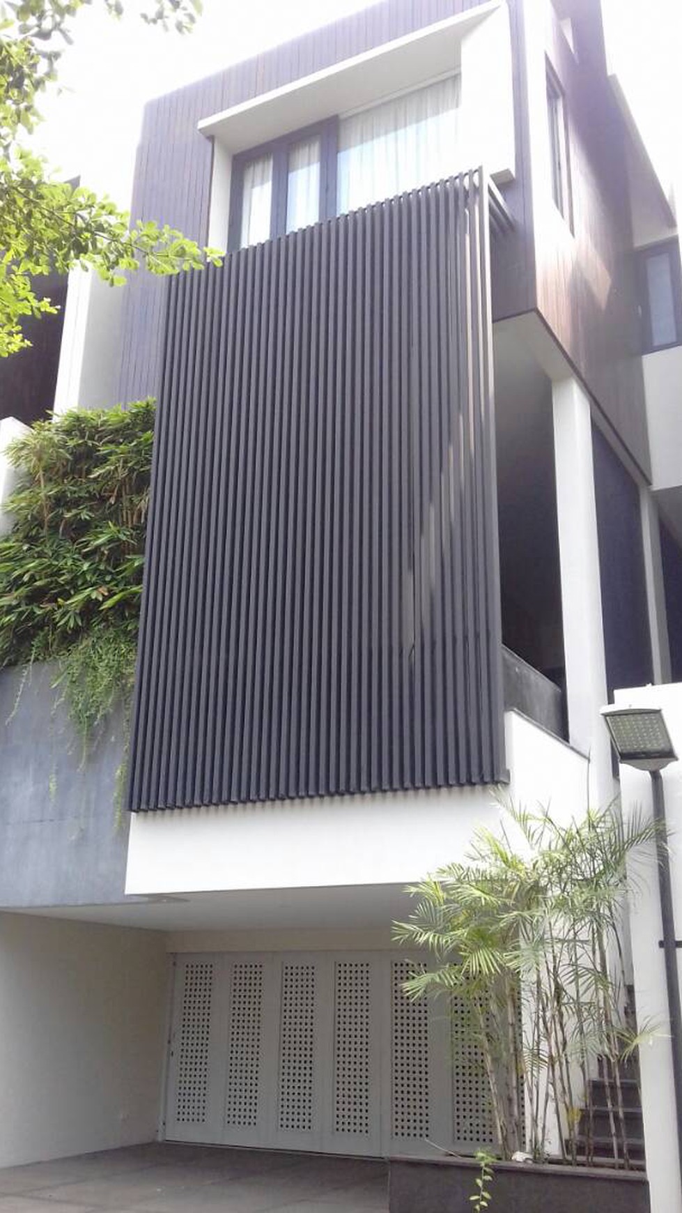 Rumah Bagus Di Cilandak 2 Residence, Jl BDN Jakarta Selatan