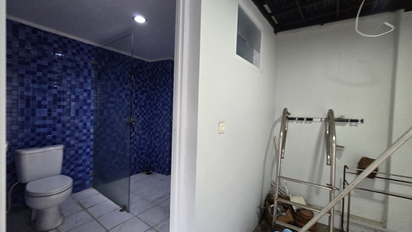 Rumah Bagus Siap Huni dgn Kolam Renang di Kebayoran Height, Bintaro Sektor 7