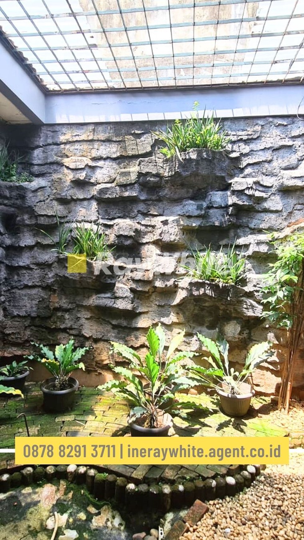 Rumah Hitung Tanah Area Cipete