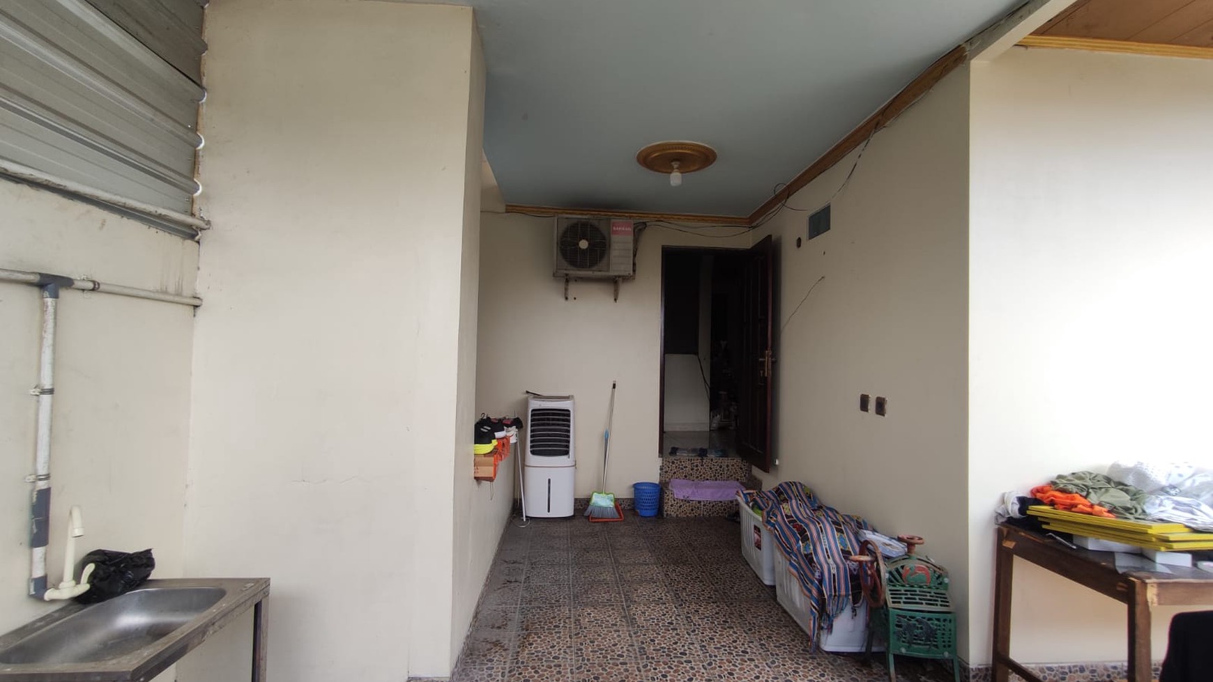 Rumah Hitung Tanah Area Cipete