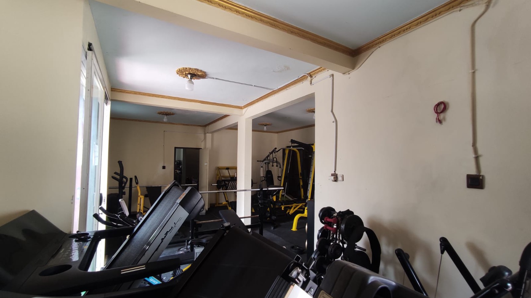 Rumah Hitung Tanah Area Cipete