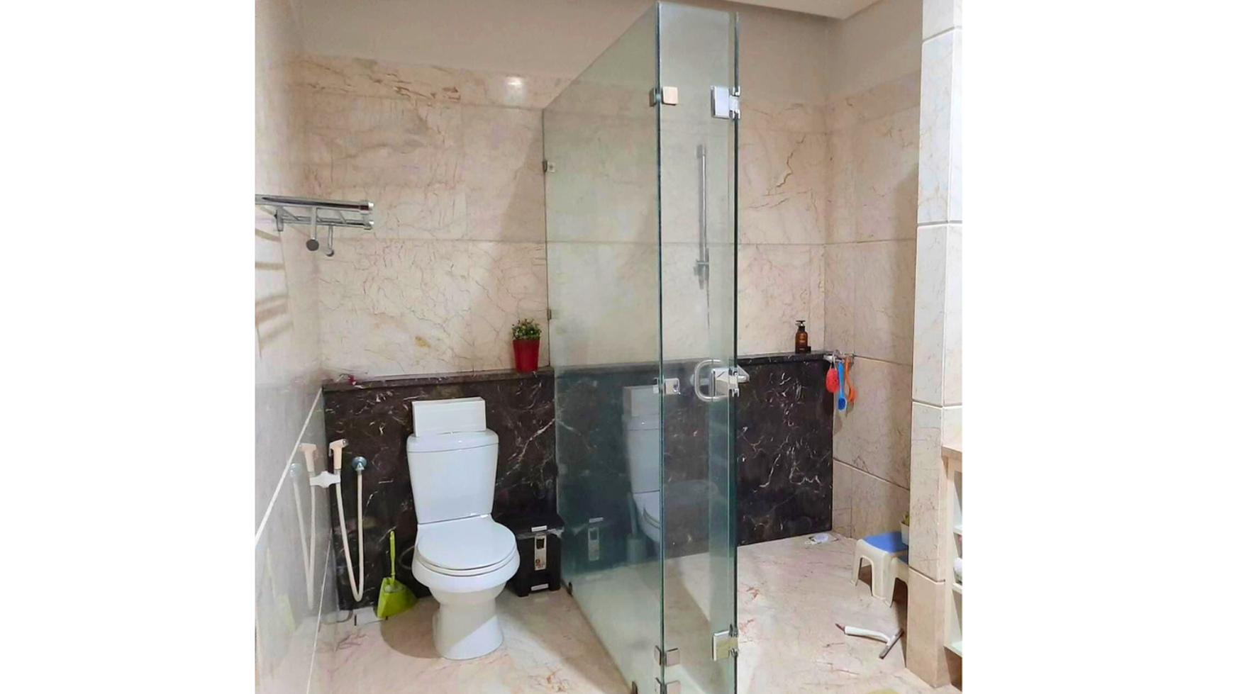 Rumah Hitung Tanah Area Cipete