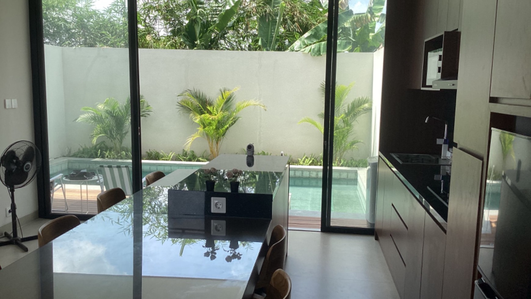 Brand New 3 Bedrooms In Seminyak Area