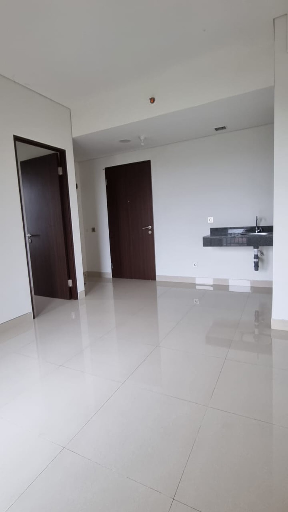 Termurah Unit 2BR  Transpark  Apartemen Cibubur - View Swimming Pool 