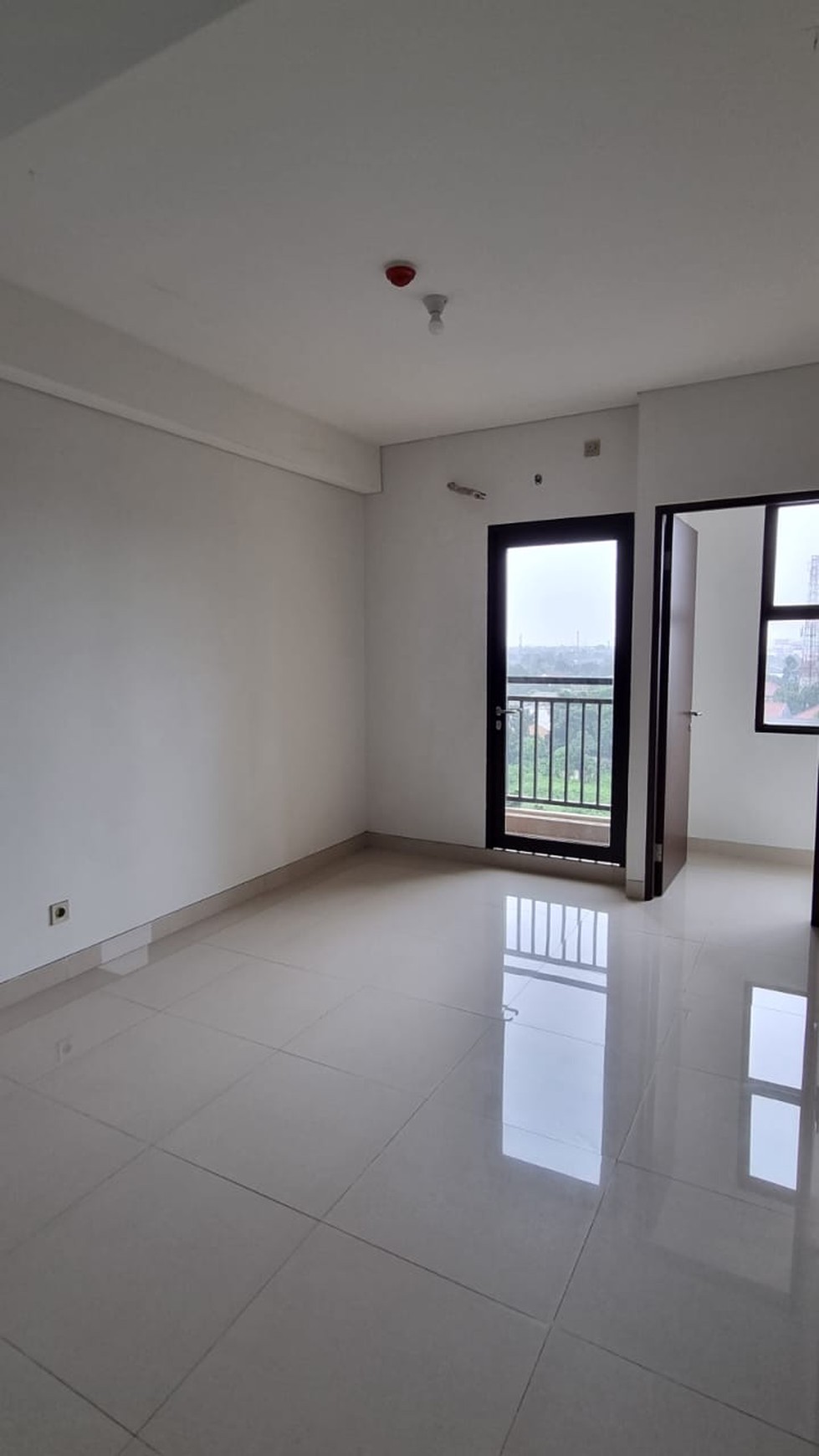 Termurah Unit 2BR  Transpark  Apartemen Cibubur - View Swimming Pool 