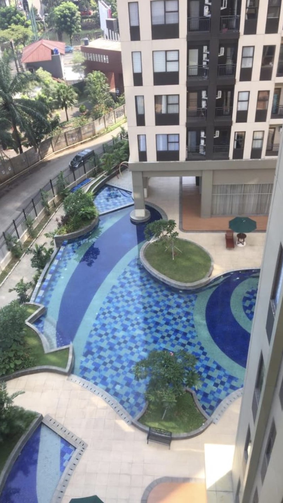 Termurah Unit 2BR  Transpark  Apartemen Cibubur - View Swimming Pool 