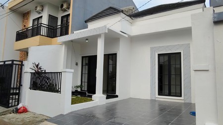 Rumah 1 lantai di Griya Loka BSD Citu, dengan dak jemur dekat Pasar Modern 