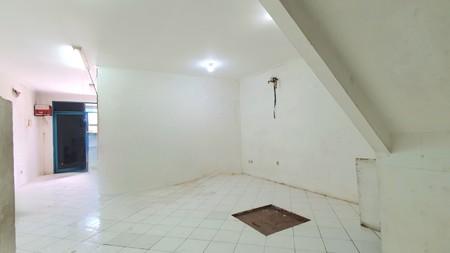 Ruko di lokasi strategis di Gading Kirana Timur, Kelapa Gading