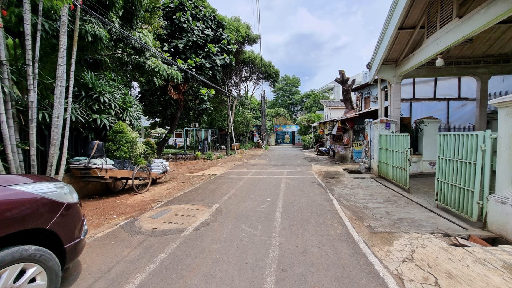 Rumah Tua Hitung Tanah Area Cipinang Besar Jakarta Timur