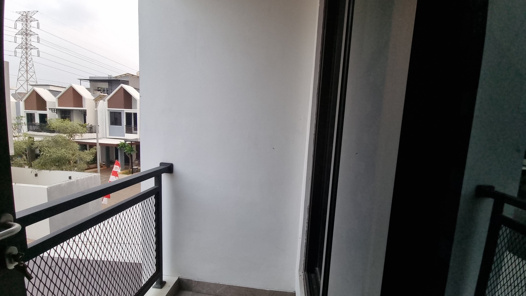 Di jual Rumah Perumahan D'Cinere Residence Bukit  Cinere Raya Cinere Depok Jawa Barat 