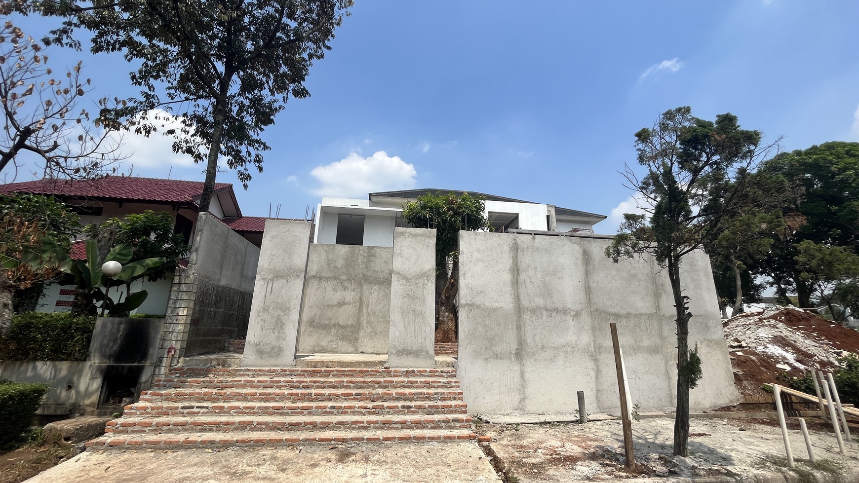 Dijual RUMAH MEWAH AMARTA Rumah Mewah 2 Lantai di  SELATANNYA JAKARTA Cluster Fortunia Residence, Cinere, Tangerang Selatan