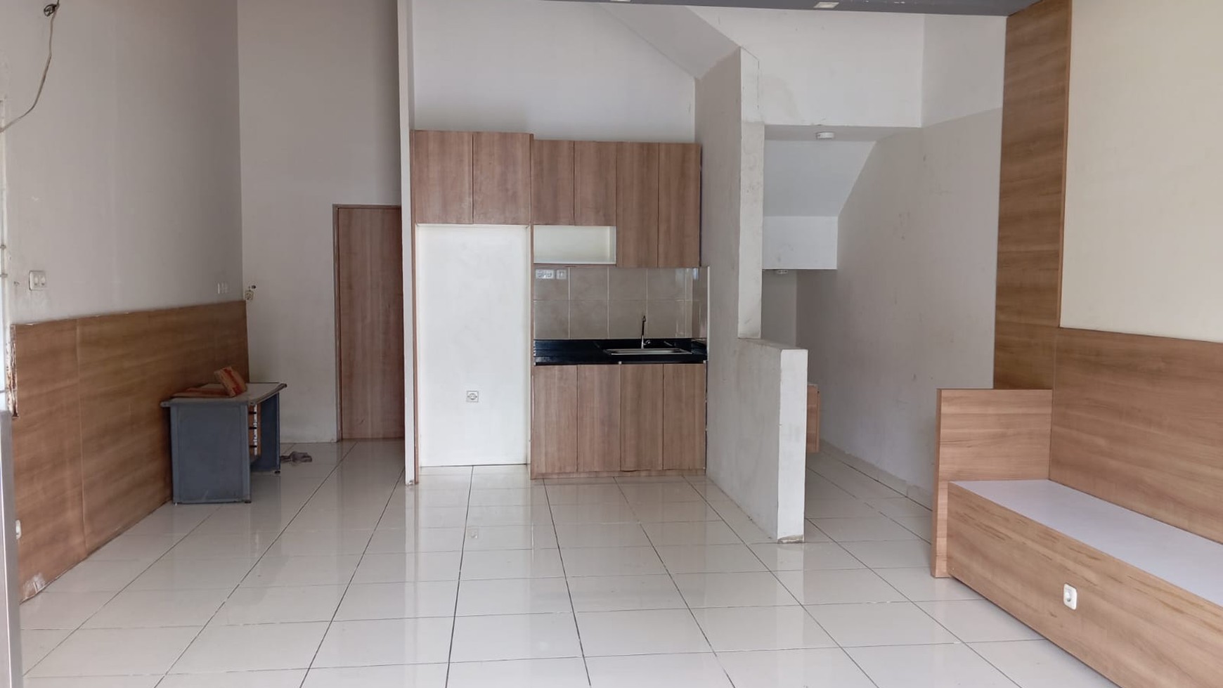 RUKO RAPI SIAP PAKAI DI SPRING UTARA GADING SERPONG