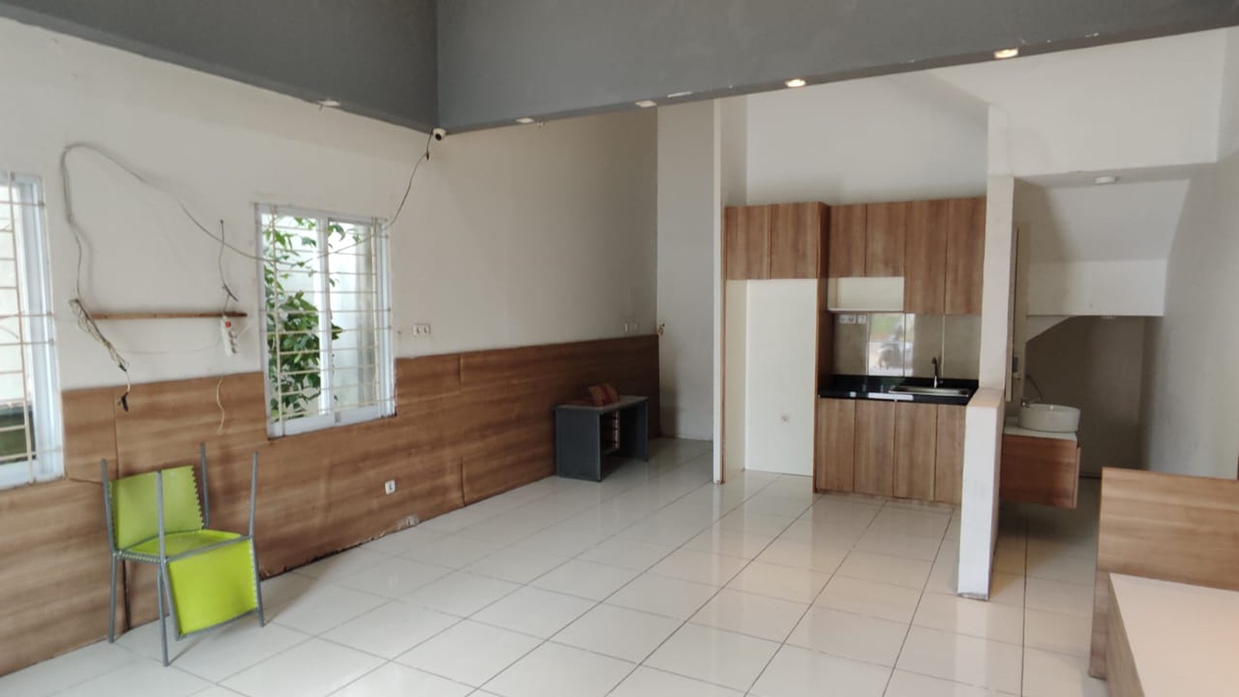 RUKO RAPI SIAP PAKAI DI SPRING UTARA GADING SERPONG