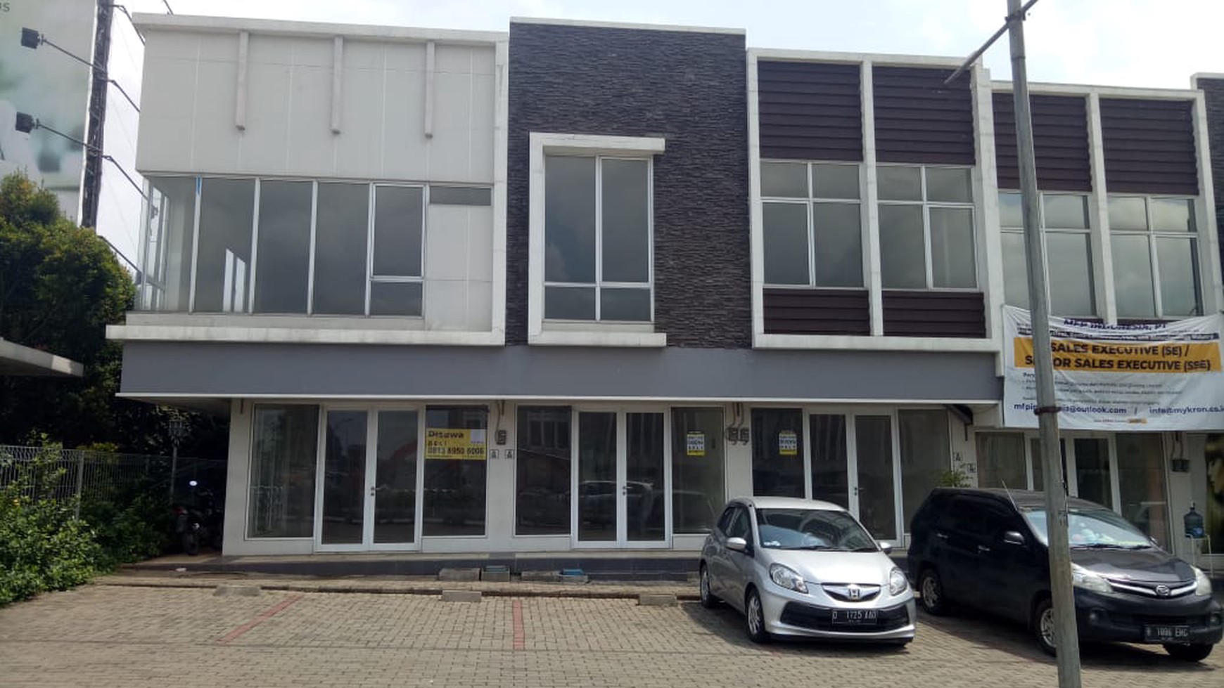 Ruko Compark 2 lantai lokasi hoek dekat jl Raya Narogong Kota Wisata