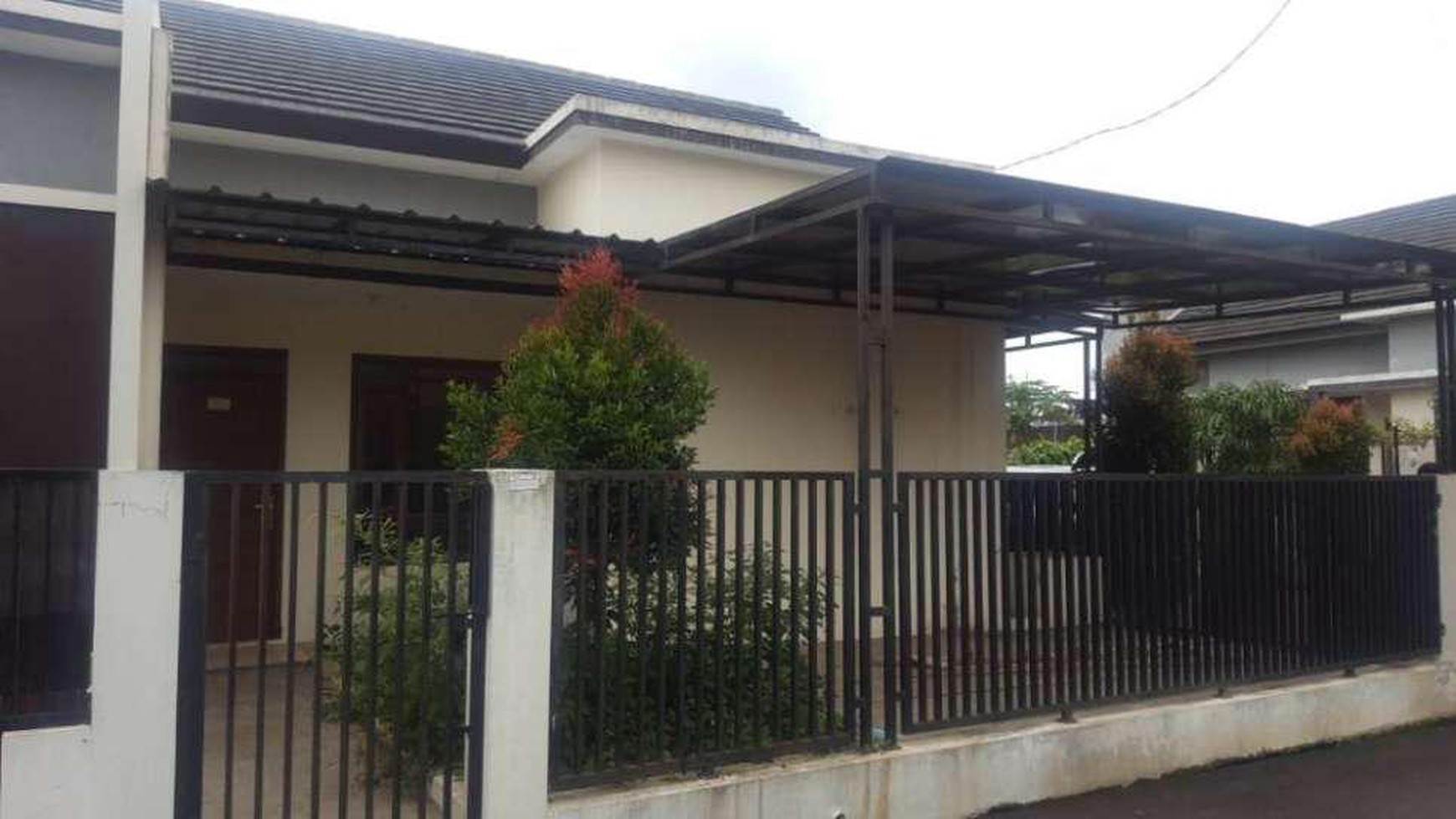 Rumah Minimalis di jl Girya Saluyu Bandung