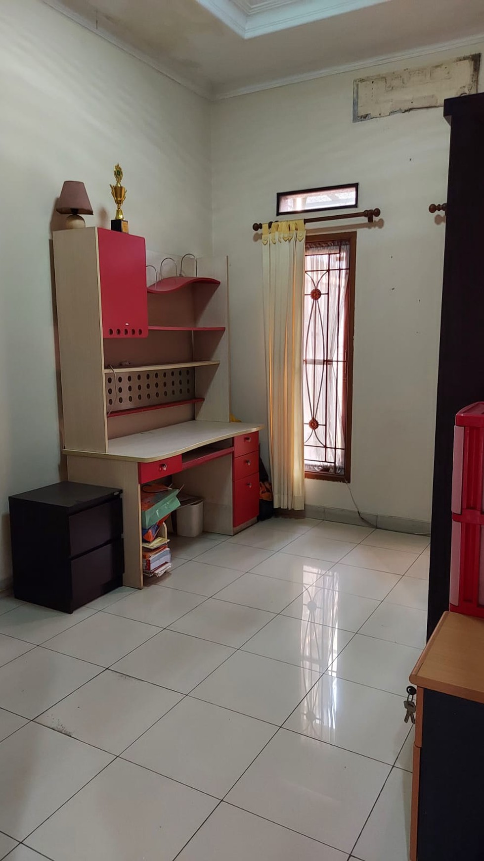 Di Jual Rumah  di Komplek Buana Indah Bandung