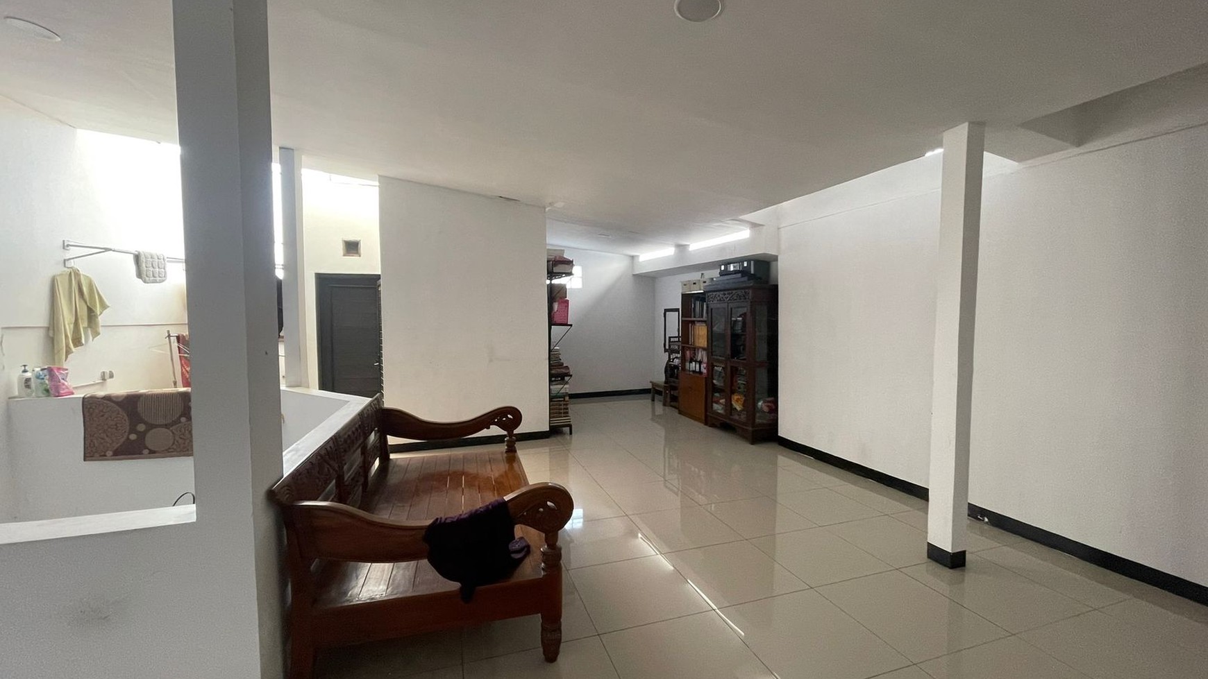 Dijual Rumah Cipedes 2 Lantai Rp. 2.2M Nego Sampai Deal