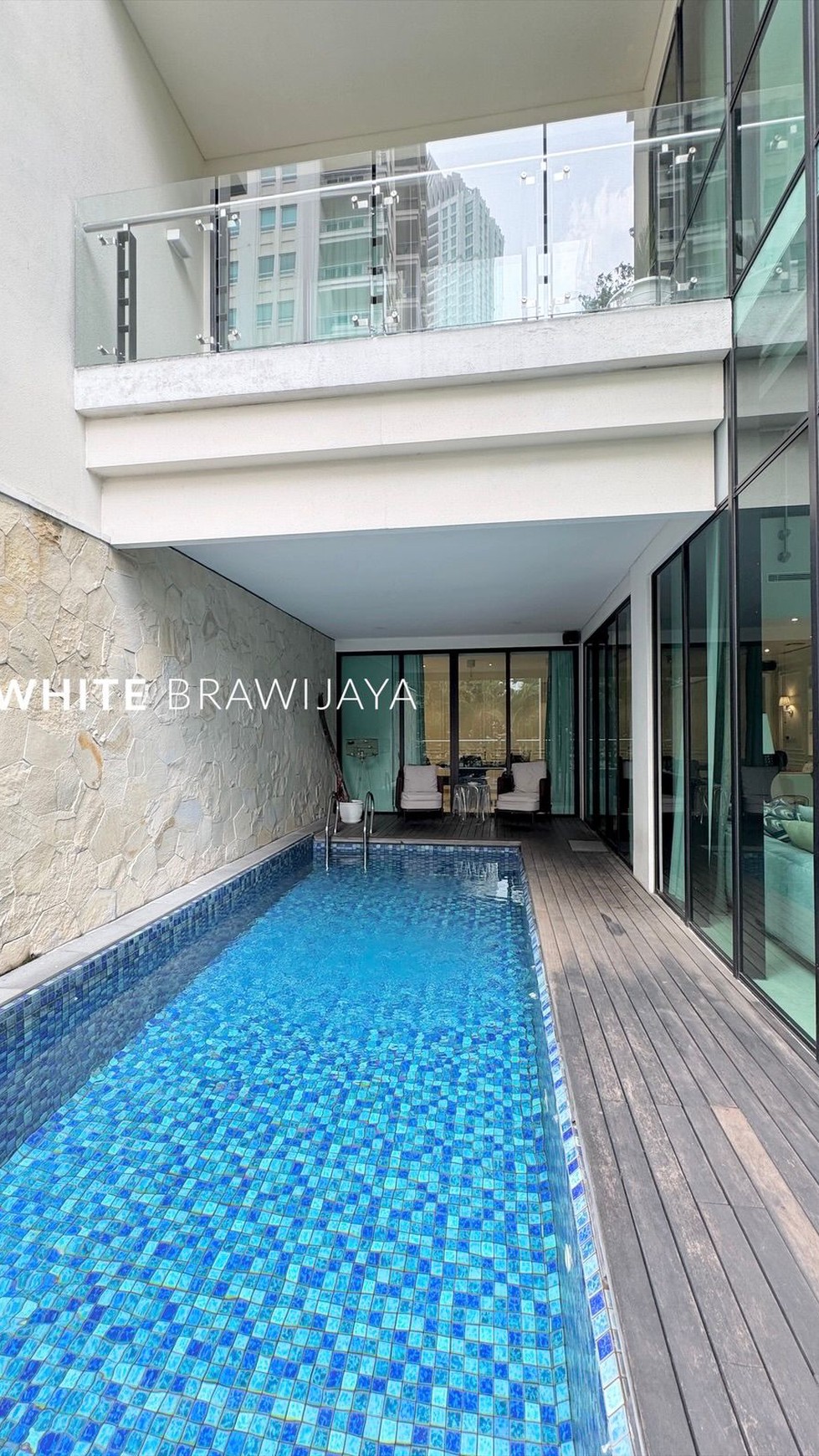 Townhouse Pakubuwono House 4BR Furnished