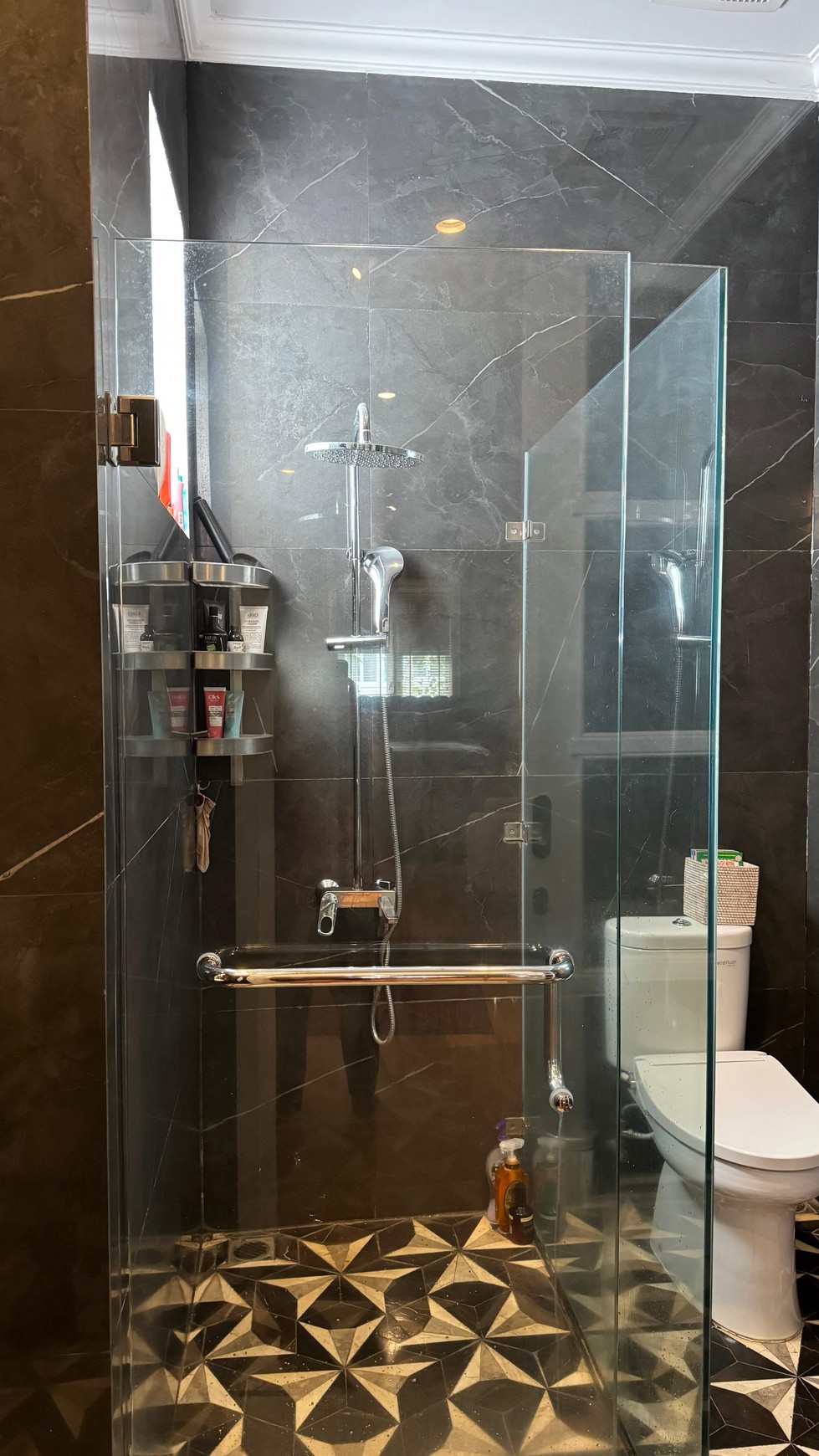 Townhouse modern minimalis private pool pejaten kemang lokasi sangat strategis dekat AIS pejaten 