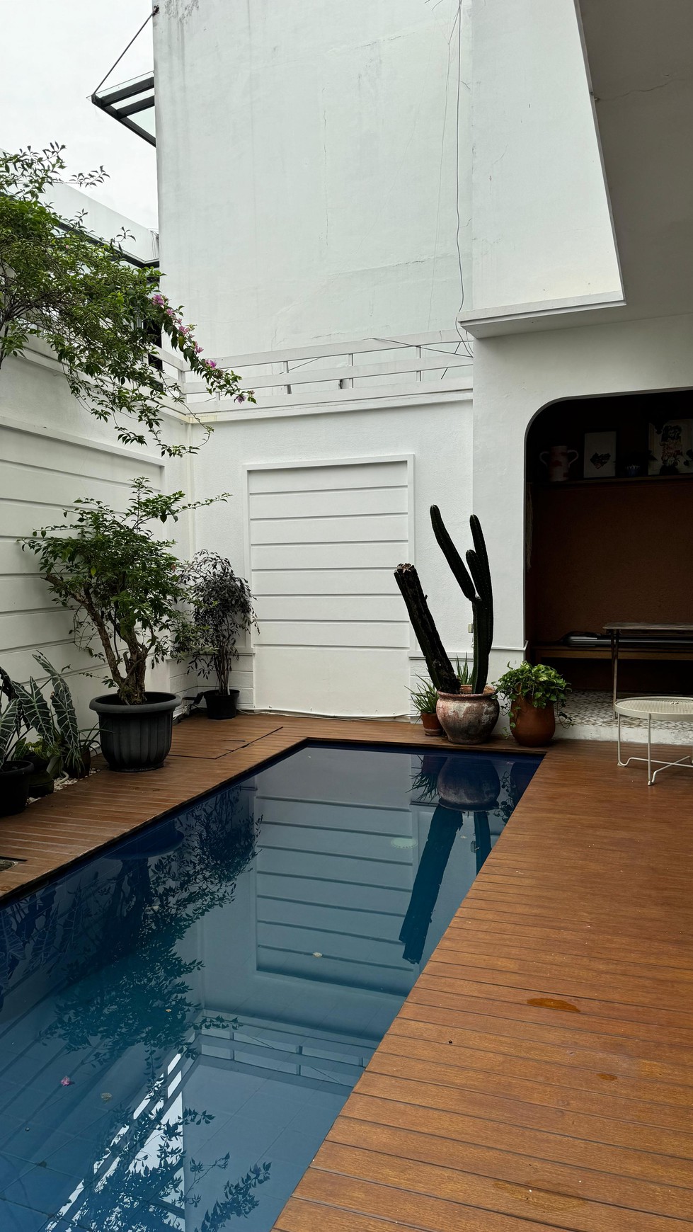 Townhouse modern minimalis private pool pejaten kemang lokasi sangat strategis dekat AIS pejaten 