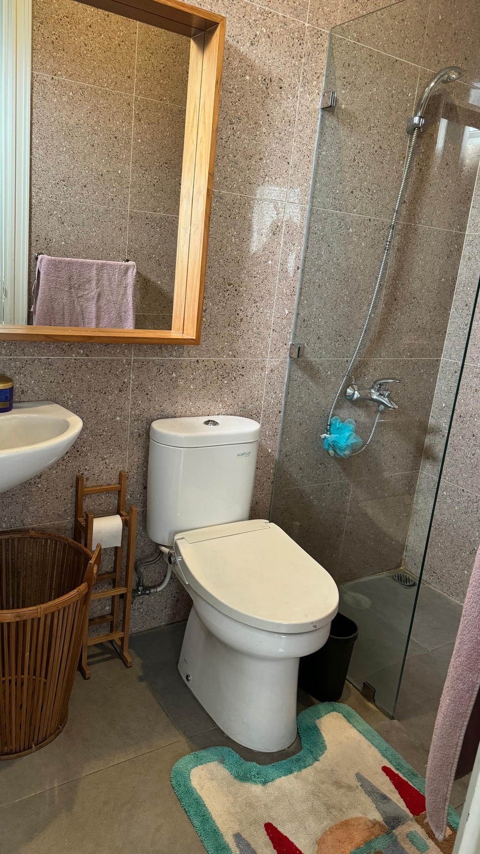 Townhouse modern minimalis private pool pejaten kemang lokasi sangat strategis dekat AIS pejaten 