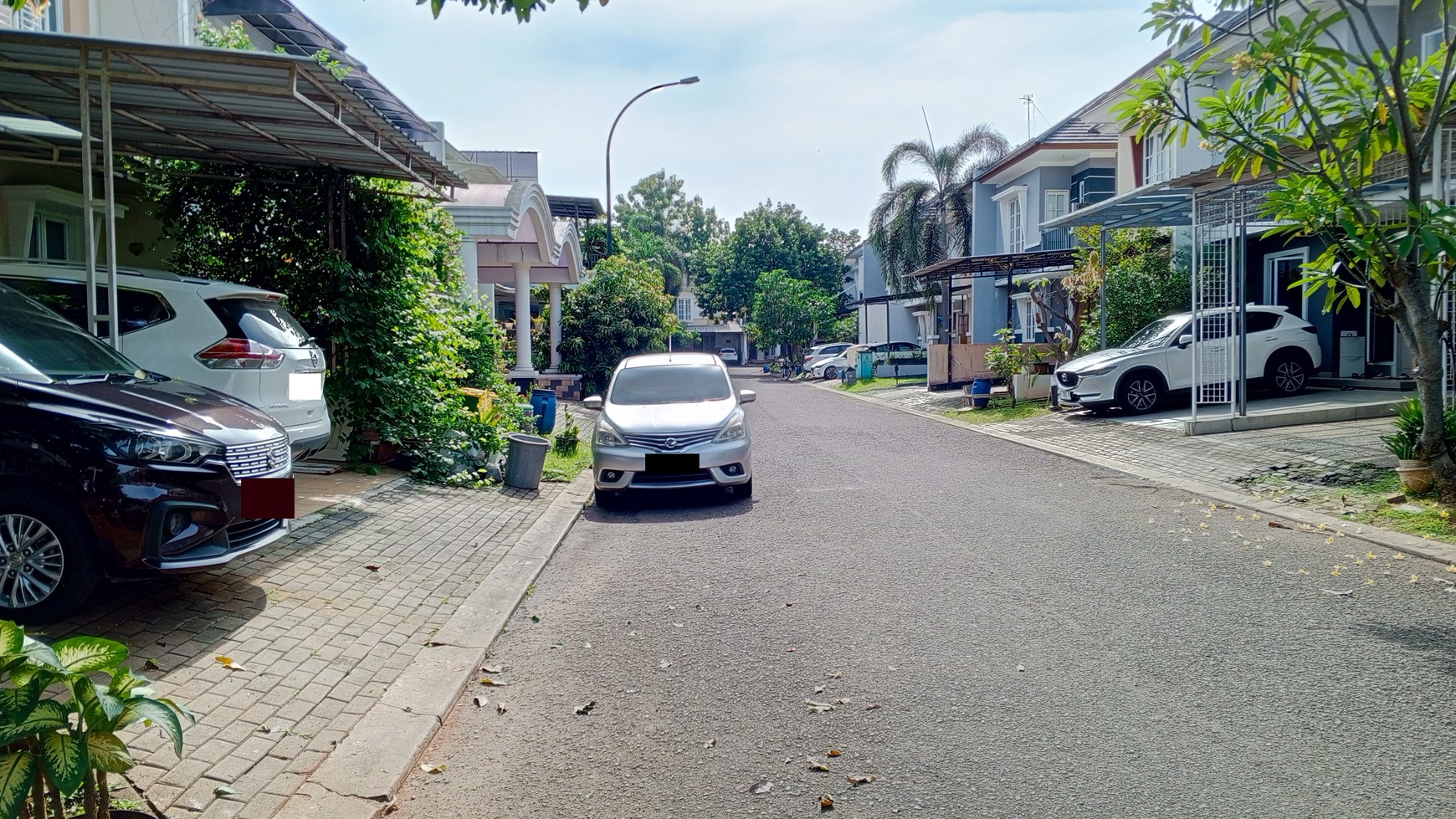 Rumah Dalam Cluster Hanya Selangkah Ke Tol Dan Pusat Niaga Kota Wisata Cibubur