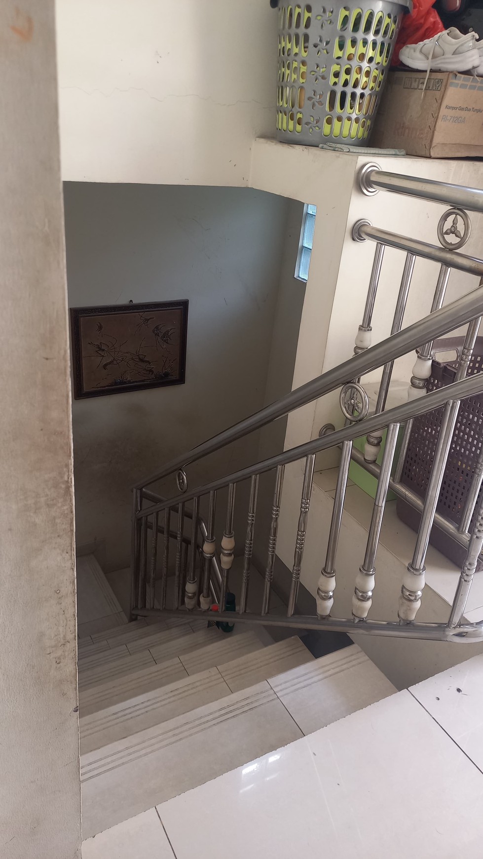 Rumah kompleks dekat dg tempat usaha di Harapan Kita Karawaci Tangerang....
