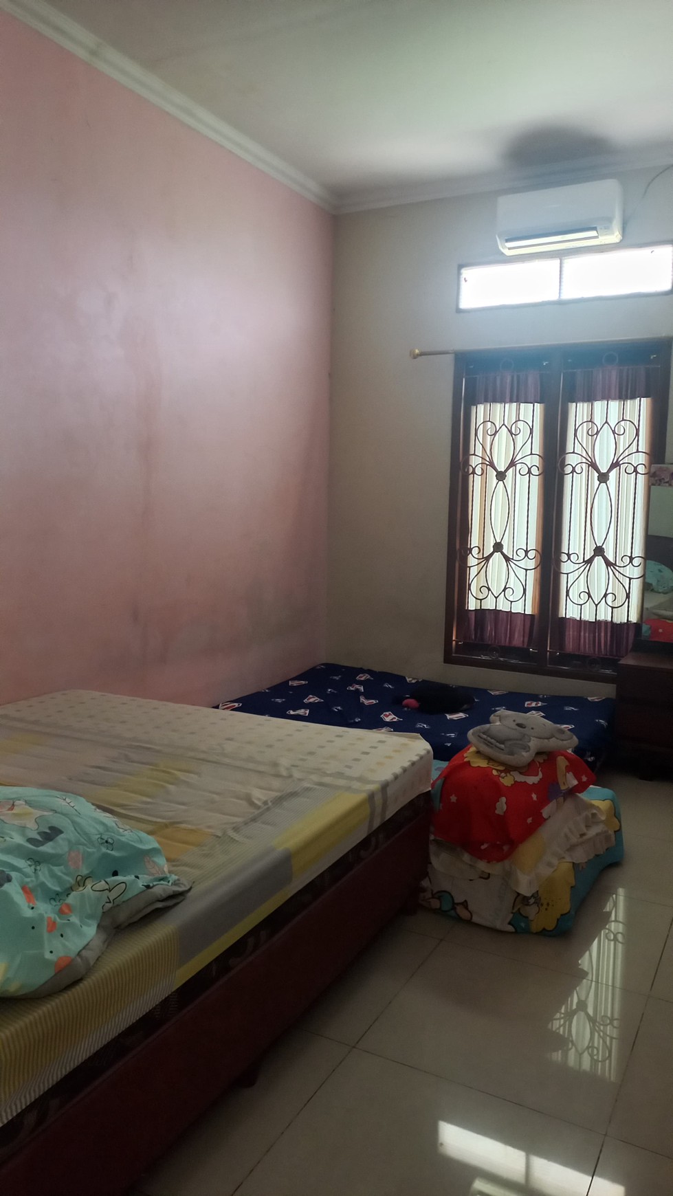 Rumah kompleks dekat dg tempat usaha di Harapan Kita Karawaci Tangerang....